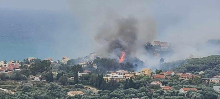 Κέρκυρα: Φωτιά στη Στάουσα Άγιο Στέφανο Αυλιωτών – Στο σημείο πνέουν άνεμοι έως και 8 μποφόρ