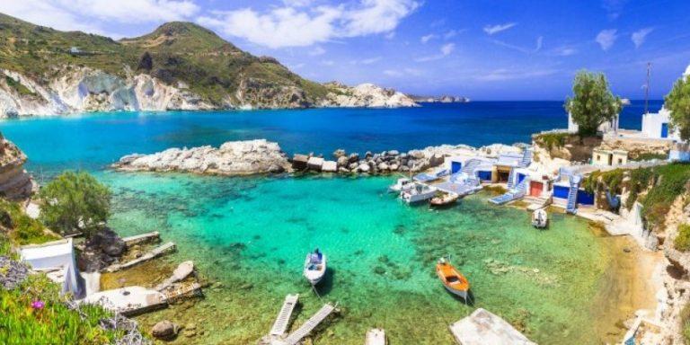Γαλλίδα travel blogger αποθεώνει τα ελληνικά νησιά και την Κέρκυρα