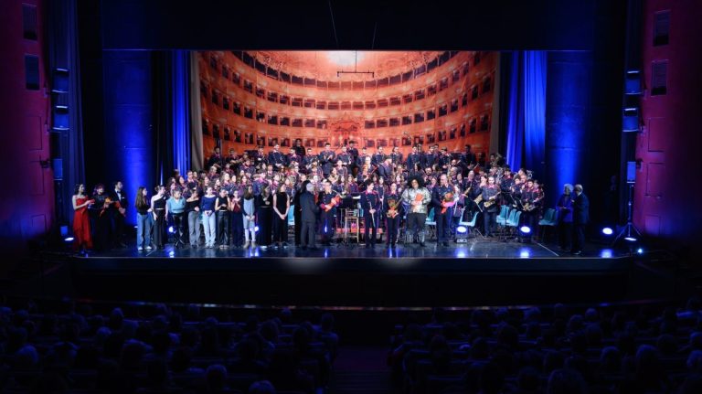 Κέρκυρα: Η εξαιρετική συναυλία της Μπαντίνας της Παλαιάς Φιλαρμονικής (φωτος)
