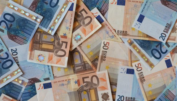 Έκτακτο δώρο Πάσχα μέχρι 400 ευρώ -Ποιοι είναι δικαιούχοι